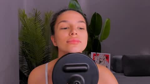 whoislulu online show from December 14, 7:25 pm