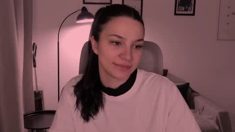 whoislulu online show from April 6, 5:58 pm