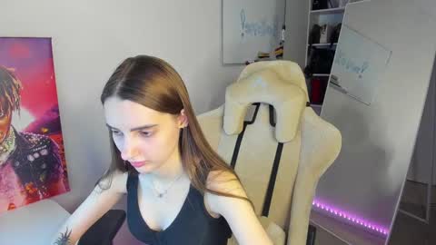 Abby  online show from January 12, 2:41 pm