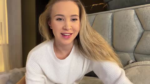 Alice online show from December 20, 6:13 pm
