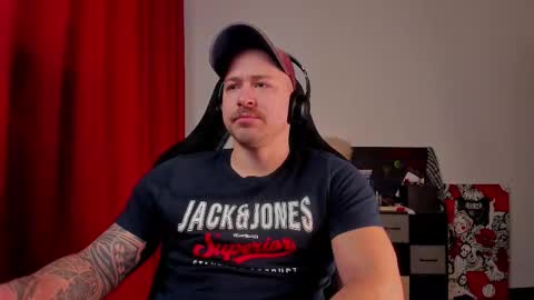 VI online show from December 21, 7:31 pm