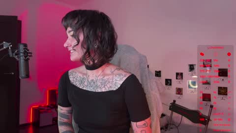 iggy iggz online show from December 2, 1:51 am