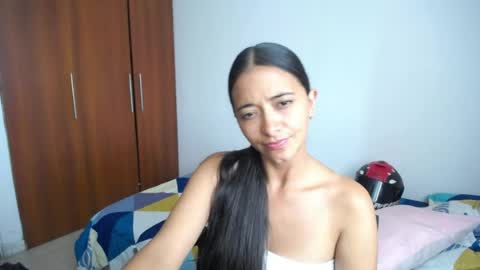 Ilauren online show from June 6, 11:27 am