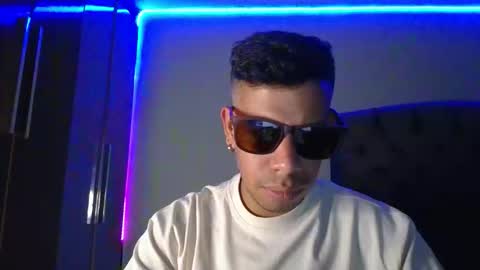 WIL BIGCOCK online show from March 1, 3:44 am