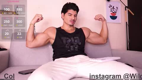 wild_col online show from September 18, 10:47 pm