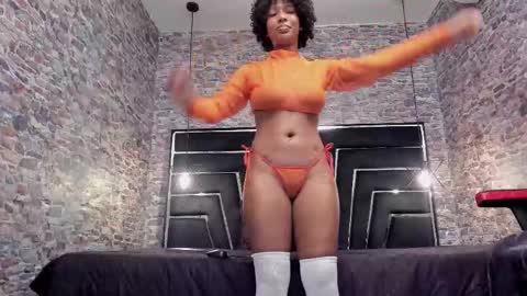 wild_firee_ online show from February 2, 8:27 pm