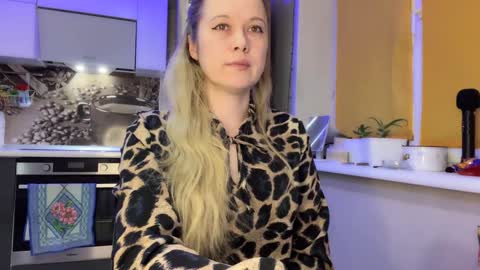 Olivia online show from January 7, 7:52 am