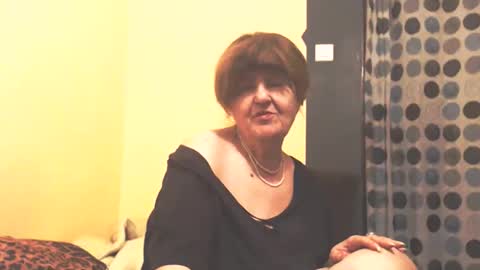 WildRedCat online show from April 12, 9:08 pm