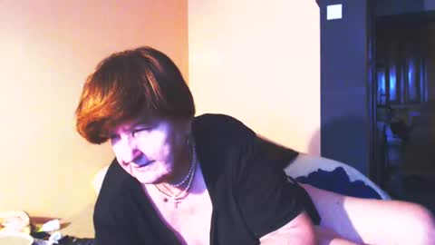 WildRedCat online show from February 15, 12:54 pm