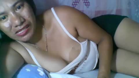 wildsexy143 online show from May 22, 6:31 am