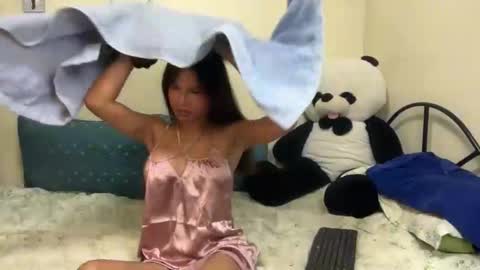 Rhean online show from November 18, 4:43 pm