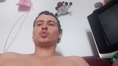 wilian77 online show from April 16, 6:41 pm