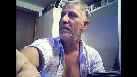 Willfire71 online show from December 2, 10:46 am