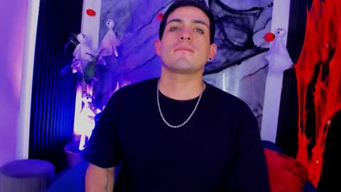 William Steel online show from November 1, 5:50 am