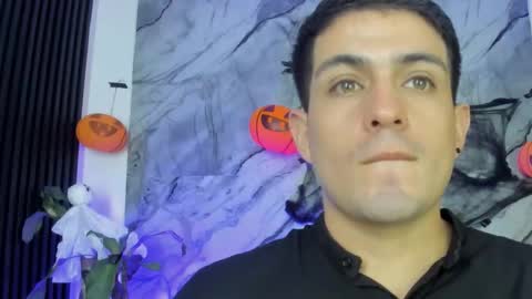 William Steel online show from October 19, 4:17 am