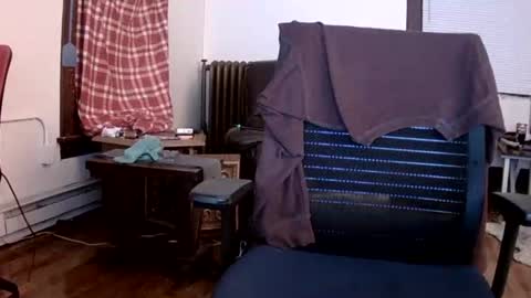 willydogg83 online show from October 25, 12:33 am