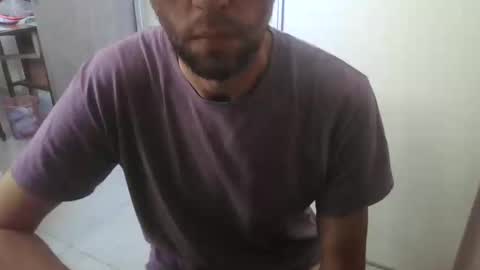 willyturin online show from October 31, 7:03 pm