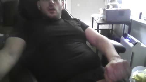 willywildcat420 online show from December 10, 12:05 pm