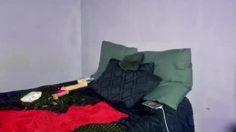 wilmaassylum online show from April 18, 10:28 am