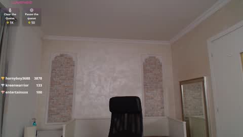 WilsonJules online show from January 26, 1:52 am