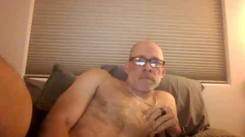 wingnutt765733 online show from March 4, 4:38 am