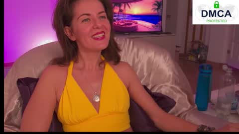 Witch in Silk online show from September 14, 9:05 pm