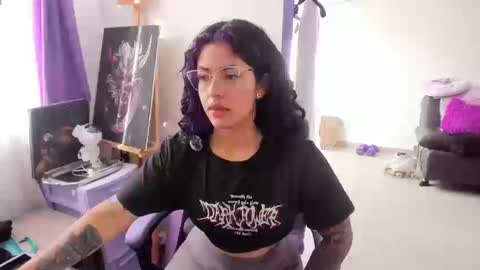     Luna Violeta  A r t i s t  online show from September 8, 8:52 pm