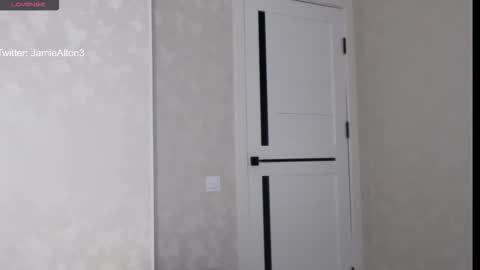 Wlademar online show from December 2, 1:48 am