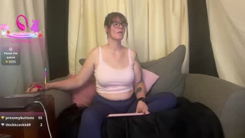 Snapshot of wldntulik2no chatting on September 10, 4:08 pm Moth online show from September 10, 4:08 pm