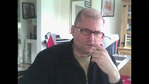 wobble444 online show from February 27, 9:57 am