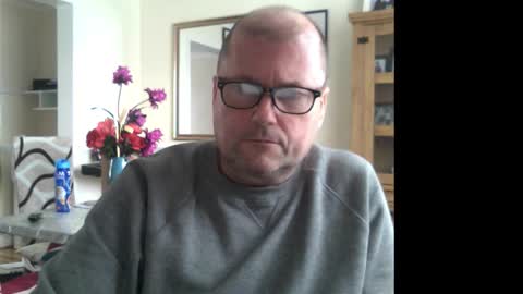 wobble444 online show from October 8, 10:43 am