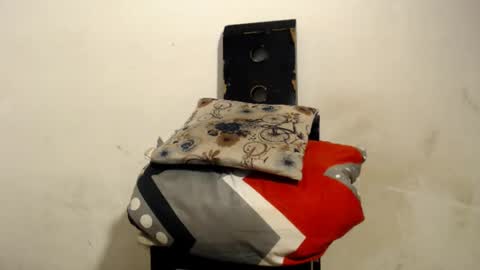 SHENIEL RODRIGUEZ online show from January 17, 9:39 am