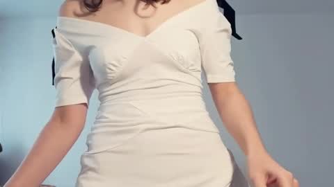 Stia online show from April 3, 12:45 pm