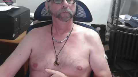 woodworker6473 online show from October 2, 11:25 pm