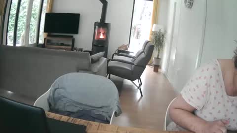 woodwurm and Snoeske online show from January 9, 11:49 am