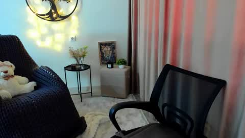 dudetta Kim online show from February 11, 11:03 am