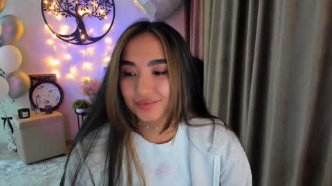 dudetta Kim online show from March 25, 6:58 pm