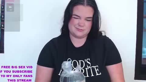 Snapshot of wow_its_kaitlyn chatting on September 13, 7:33 am Kaitlyn xx online show from September 13, 7:33 am