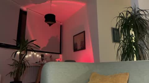 Glen online show from March 17, 6:46 pm