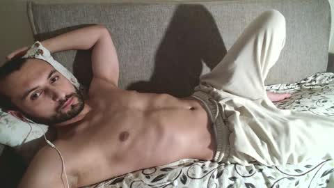 Josy online show from December 9, 2:28 pm