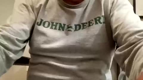 wtfamiwatching_ online show from November 5, 9:00 am