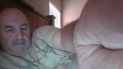 wtng4u online show from April 11, 5:17 pm