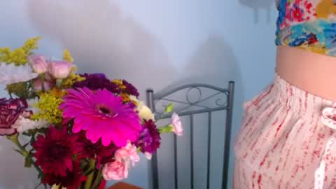 wutcirces online show from December 12, 12:05 am