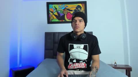 wyatt online show from November 17, 12:30 pm