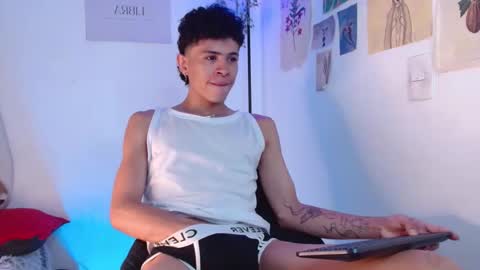 wyatt online show from December 23, 5:22 pm