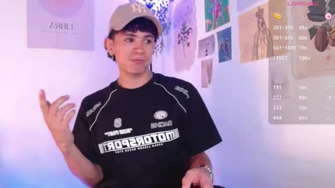 wyatt online show from December 11, 4:07 am