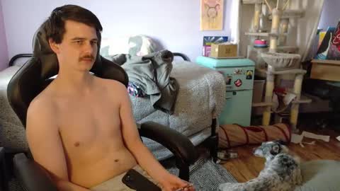 Wyatt online show from November 10, 6:32 pm