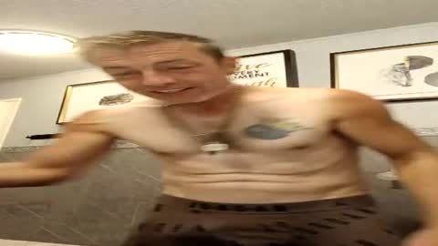 wyomingcowboy9in online show from July 21, 8:00 pm