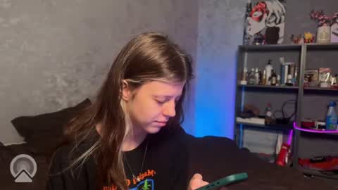Philipp and Este online show from August 3, 2:24 am