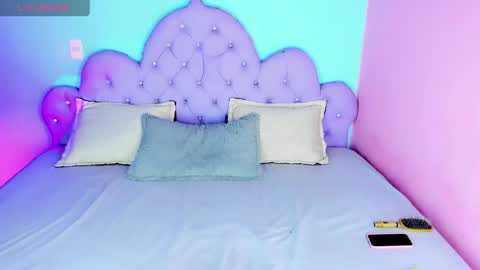 Maria Juliana online show from June 9, 8:03 am